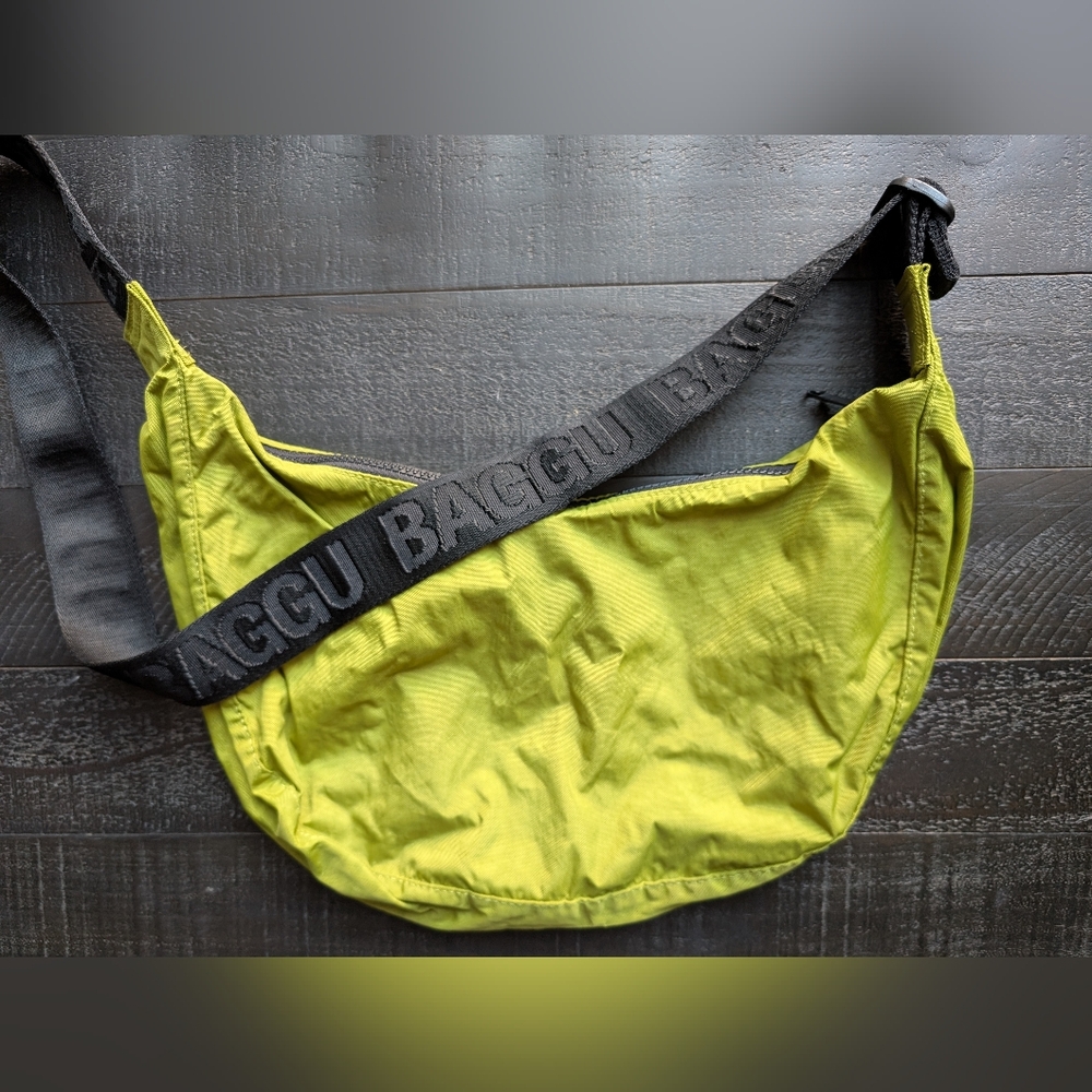 Baggu Avocado Medium Crescent